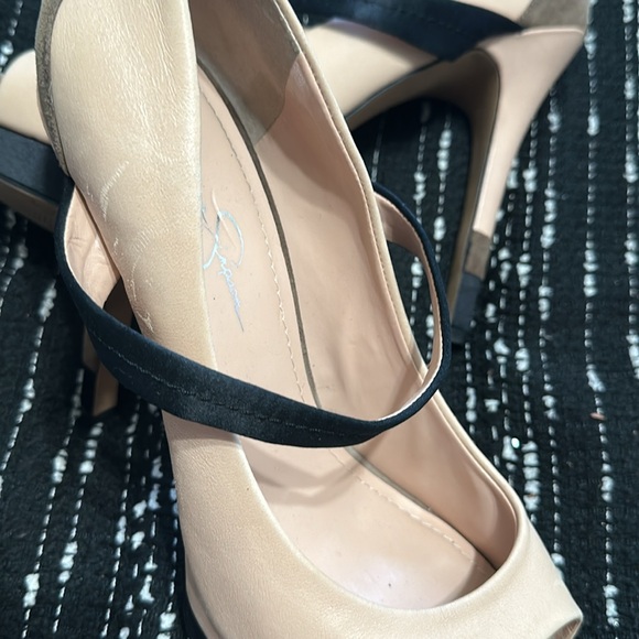 Jessica Simpson heel open toe, different fabrics used, gently worn, size 10 - Picture 4 of 10